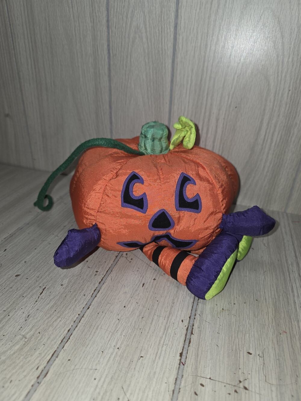Vintage 1993 Pumpkin Jack O' Lantern Plush Halloween Purple Parachute Nylon 8"